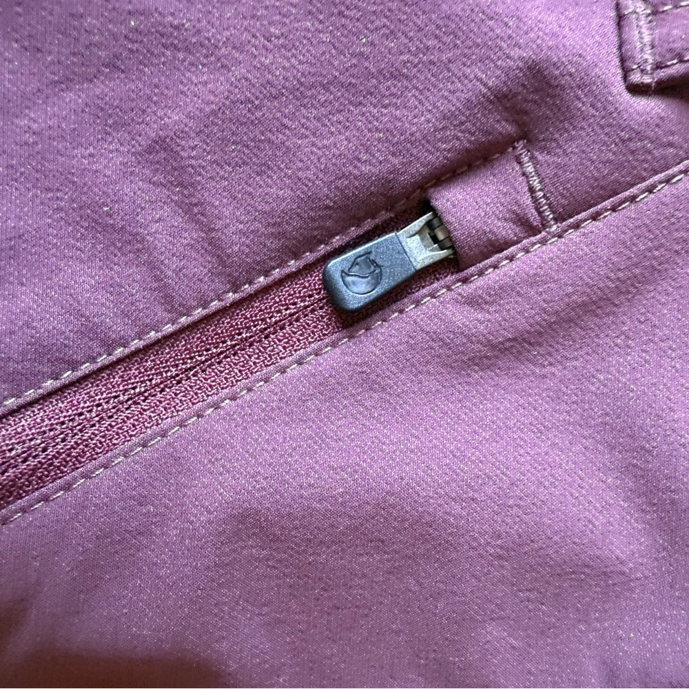 NWT Ladies Fjallraven Port Abisko Trail Stretch Shorts | 4 (EU 36) - Picture 4 of 15